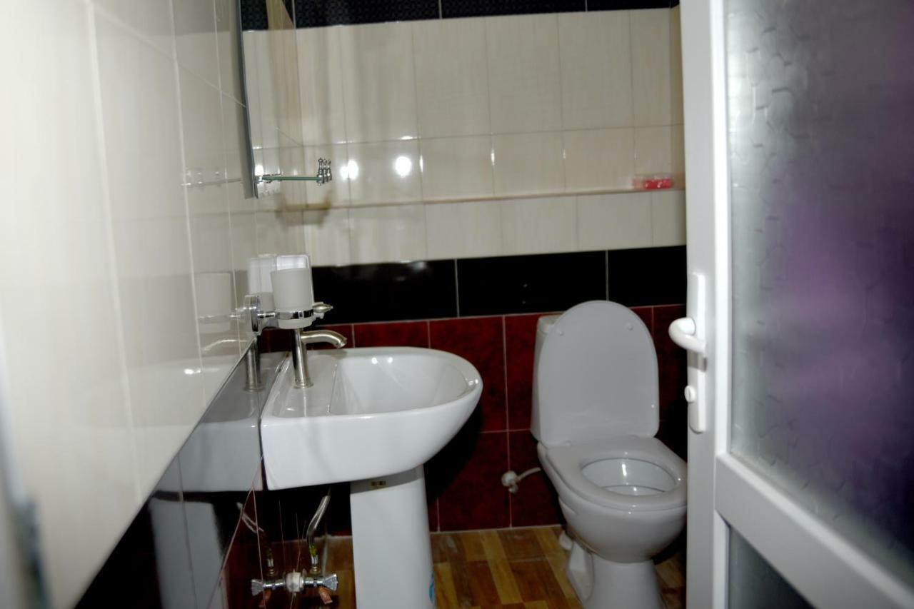 Nikala Bed and Breakfast Telavi Buitenkant foto